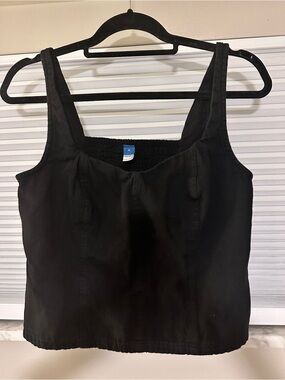 Women's Black Crop Tank Top
